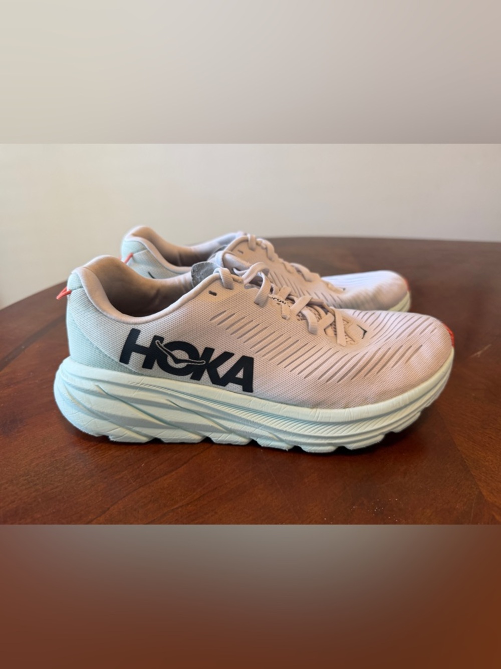 Hoka One One Rincon 3 Women’s Running Shoes Size 7.5 White Sneakers Athletic
